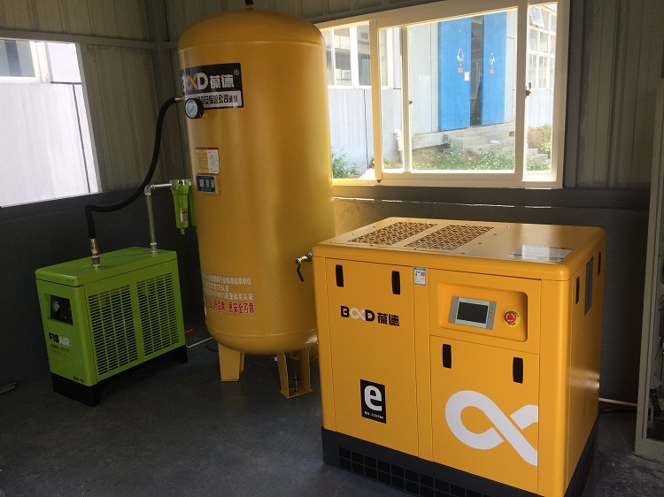 葆德螺桿空壓機1.jpg 葆德螺桿空壓機1.jpg