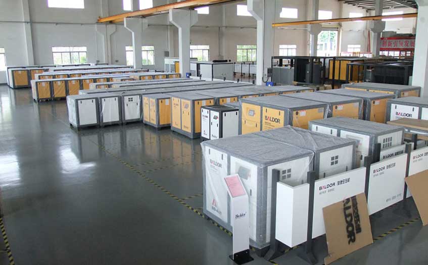 葆德工廠-葆德螺桿空壓機成品區(qū)